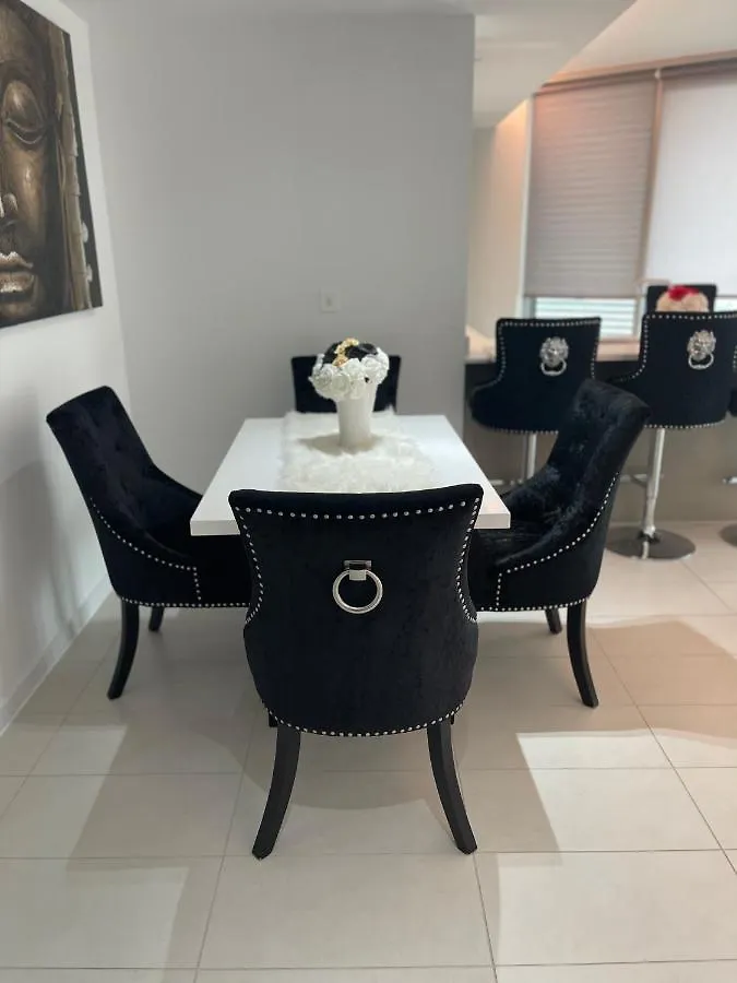 Off 13 Apartment London