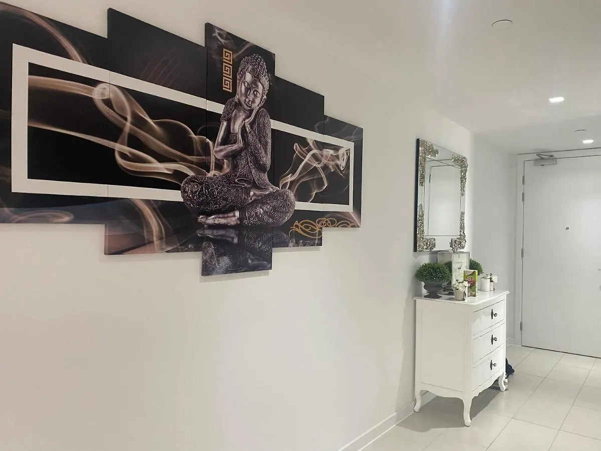 Off 13 Apartment London