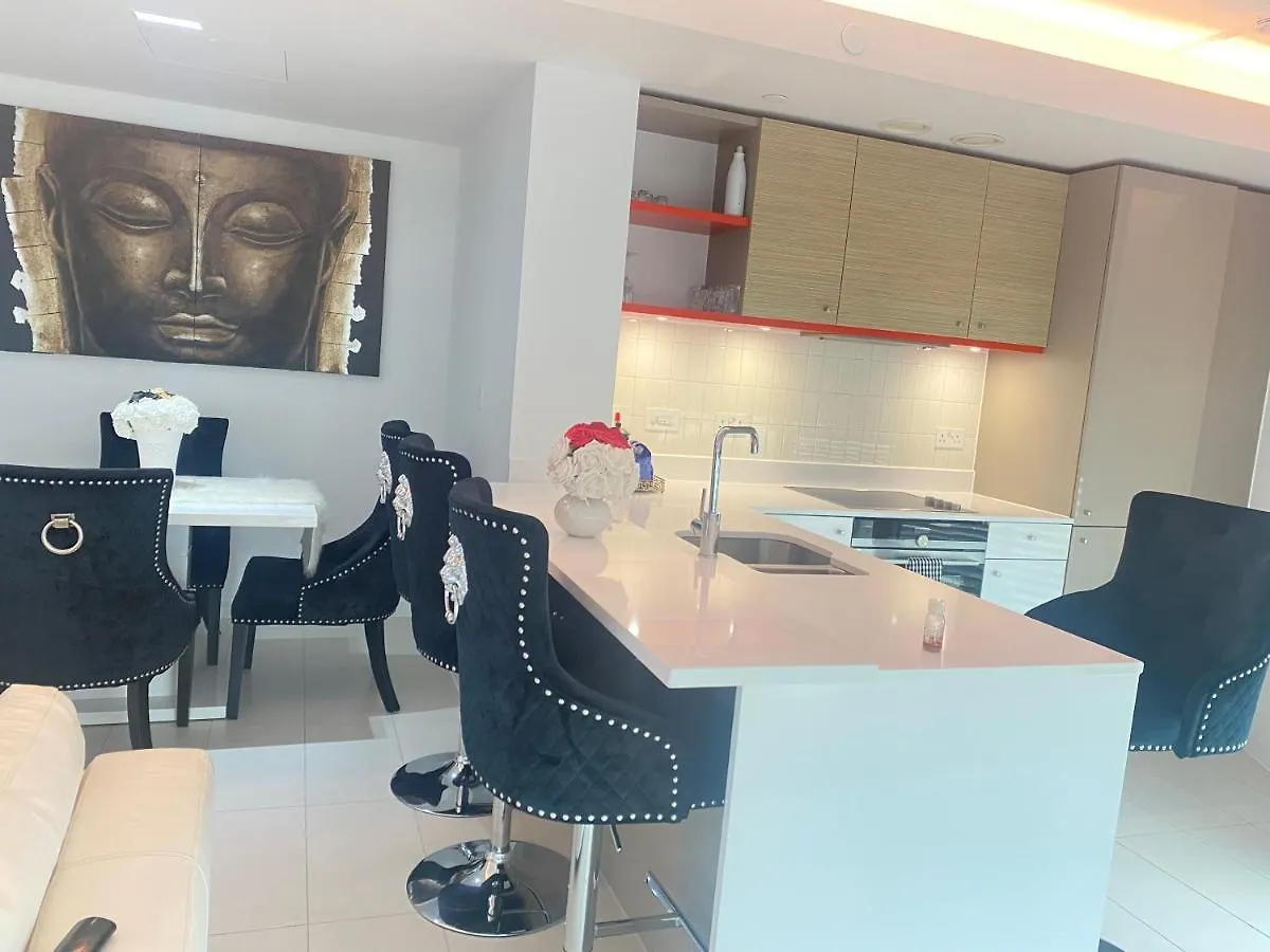 Off 13 Apartment London United Kingdom