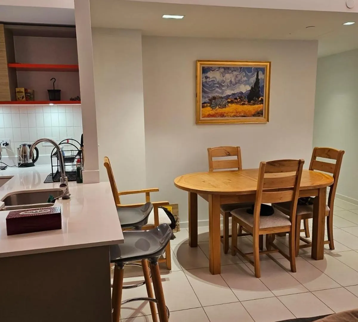 Off 13 Apartment London